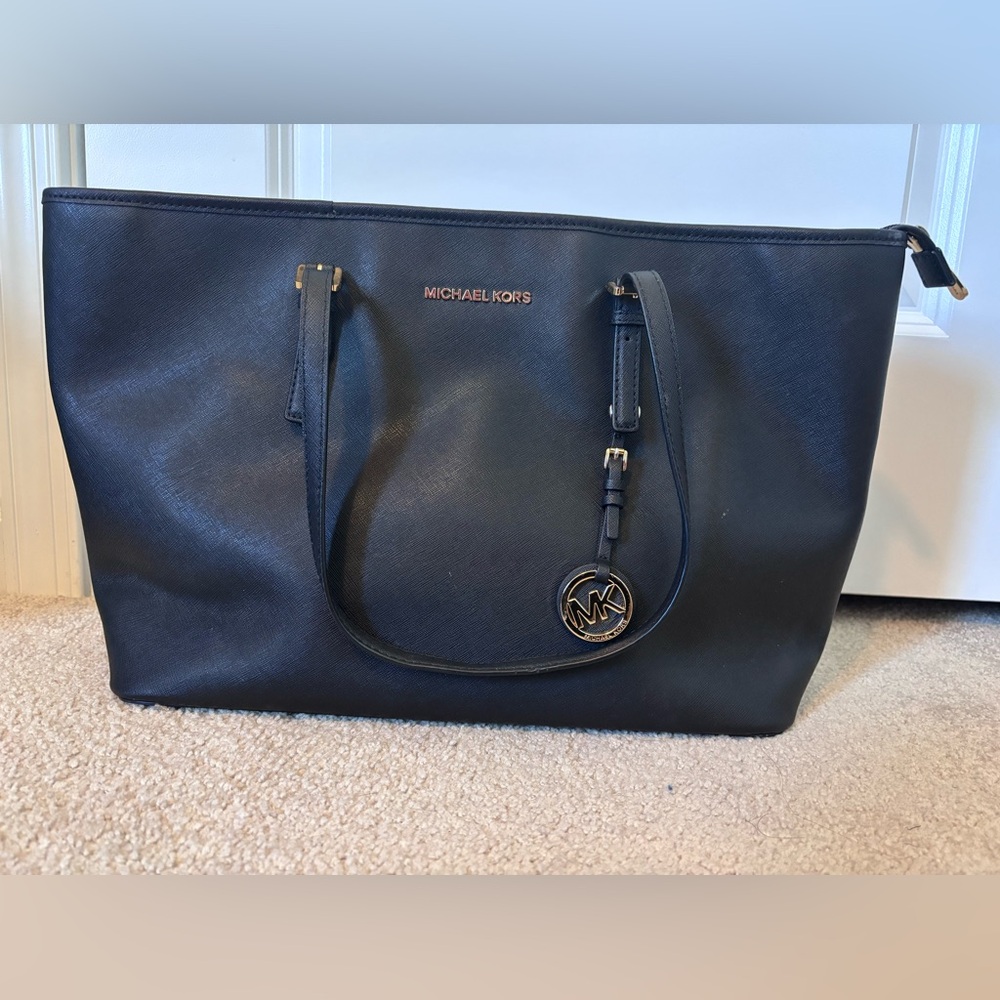 Michael Kors Large Jet Set Tote Bag